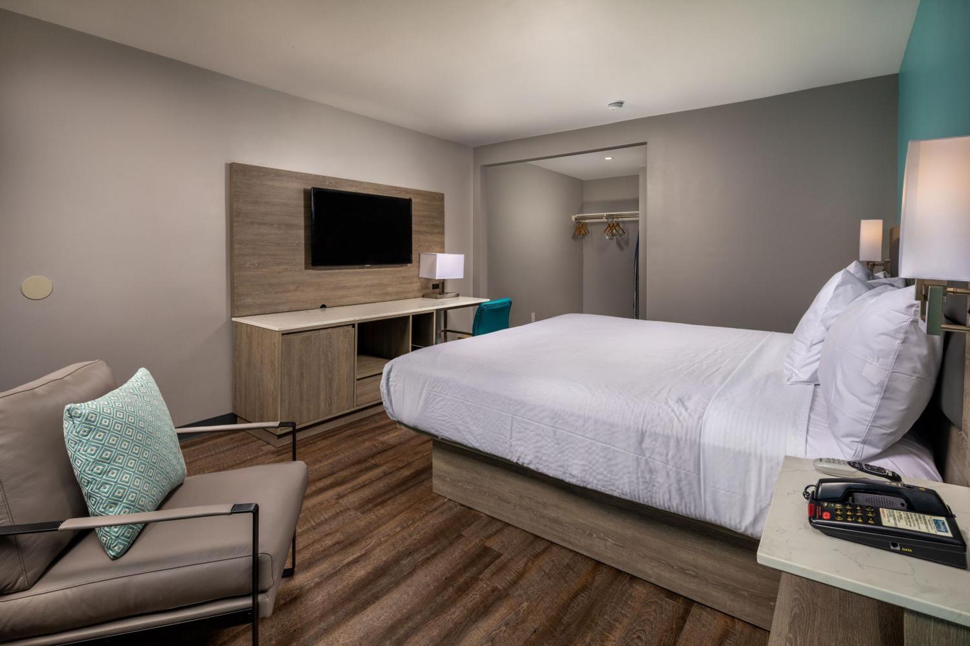 Travelodge By Wyndham Lax Эль-Сегундо Экстерьер фото
